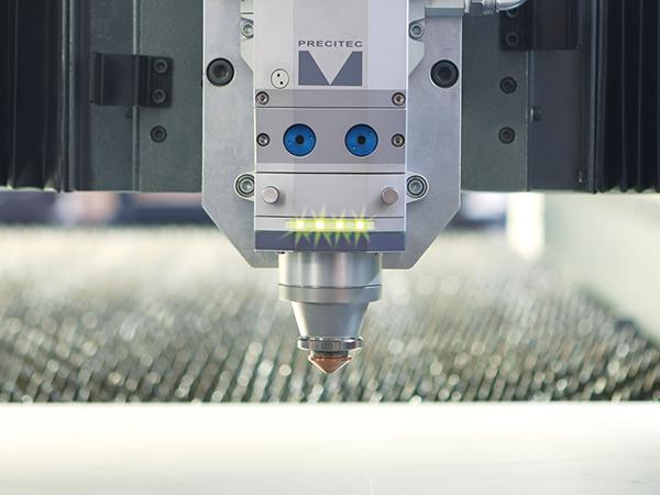 Máquina de corte a laser de fibra CNC de alta potência 1KW~6KW 